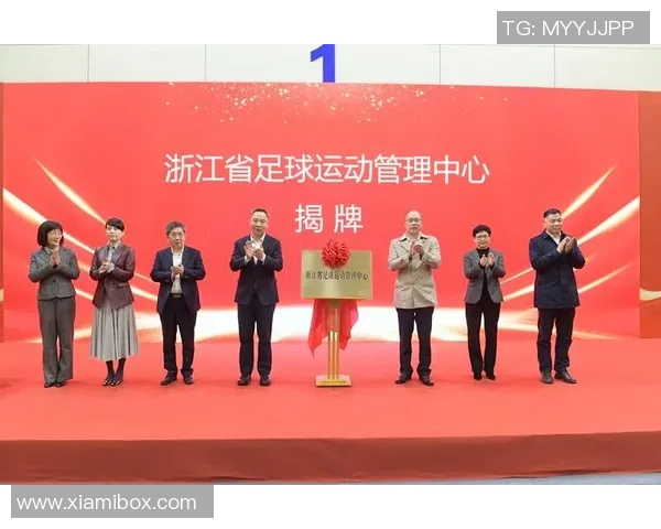 杭州足球队荣登足球节奏排行榜第二名引发热议与期待 杭州足球队荣登足球节奏排行榜第二名引发热议与期待