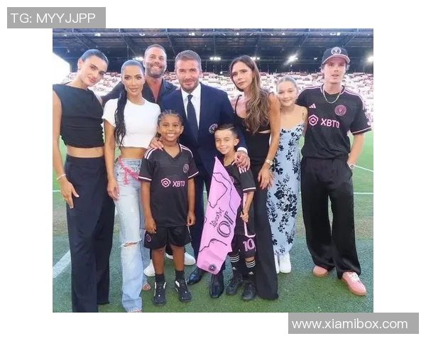 足球明星喜迎女儿降临家庭幸福再添新成员