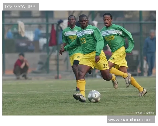20岁左右足球明星崭露头角引领新一代足球风潮与未来发展潜力分析 20岁左右足球明星崭露头角引领新一代足球风潮与未来发展潜力分析