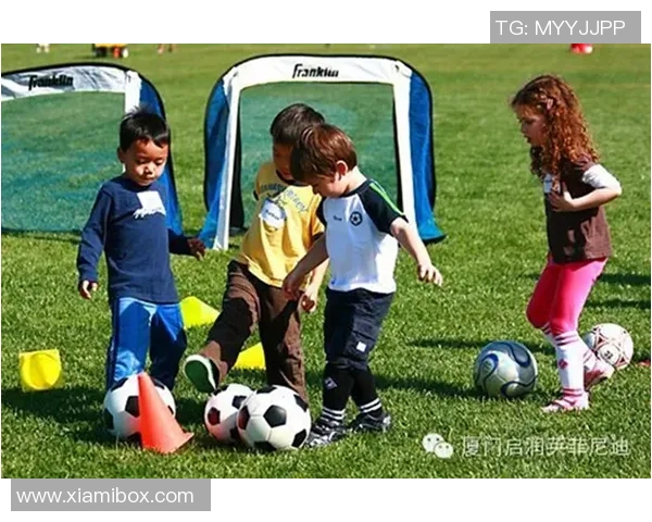 足球明星分享当爸爸的心路历程与家庭生活的点滴感悟 足球明星分享当爸爸的心路历程与家庭生活的点滴感悟